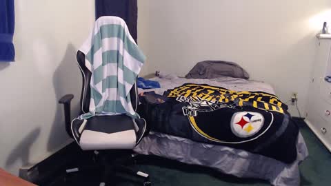 Kuggy online show from September 2025 10:31:01 PM