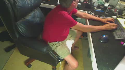 Snapshot of kumoncam01 chatting on September 2025 10:31:02 AM kumoncam01 online show from September 2025 10:31:02 AM