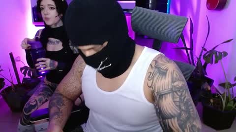 Snapshot of kuro_shir0 chatting on April 2026 12:49:02 AM kuro_shir0 online show from April 2026 12:49:02 AM