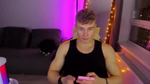 kurt_hanssen online show from November 2025 06:56:02 PM