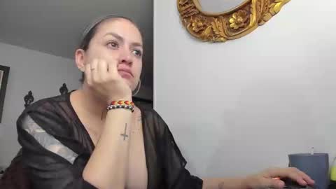 kyhara online show from February 2025 11:13:01 PM