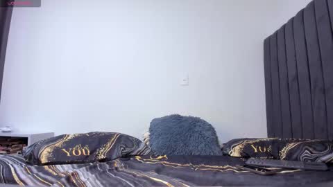 Kyle collinz online show from October 2025 03:12:02 AM