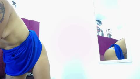 Kylee28 online show from December 2024 08:08:01 PM