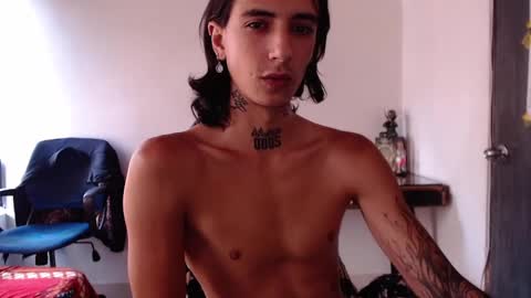 kyleer77 online show from March 2025 04:57:01 PM