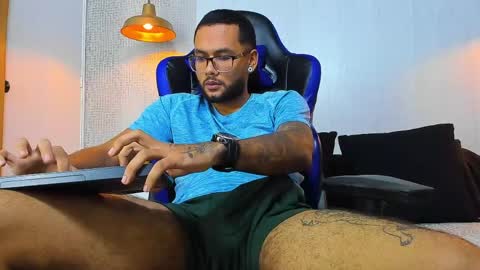 ---kylee--- online show from April 2026 11:02:02 PM