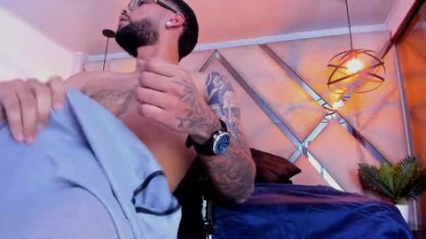 ---kylee--- online show from April 2026 09:40:01 AM