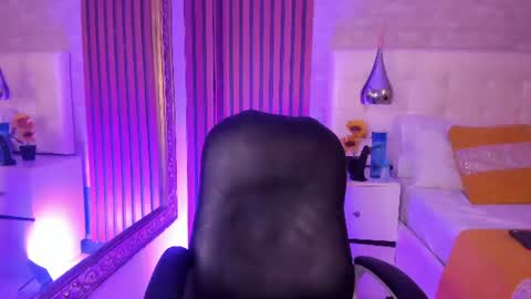 Snapshot of kylepresly chatting on June 2026 09:14:01 AM Kyle online show from June 2026 09:14:01 AM