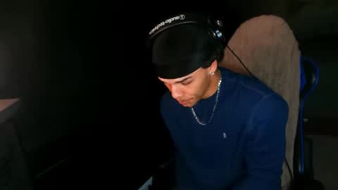 Snapshot of kylewhitedgs chatting on December 2024 06:20:02 PM KyleWhiteDGS online show from December 2024 06:20:02 PM