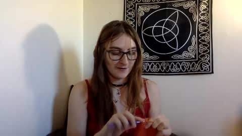 Kylianna online show from November 2025 07:49:02 PM