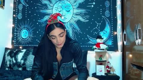 Snapshot of kylie_capricorn chatting on December 2024 09:37:01 PM kylie online show from December 2024 09:37:01 PM