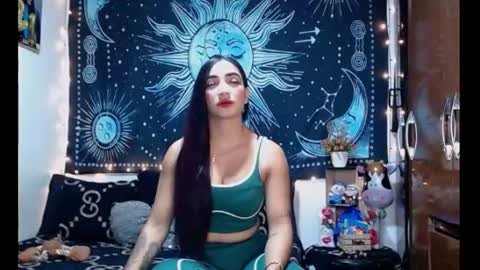 Snapshot of kylie_capricorn chatting on June 2026 08:33:02 PM kylie online show from June 2026 08:33:02 PM