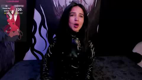 submissive demon Please help me to reach 500 thumbs up online show from November 2025 12:11:02 AM