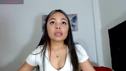 Snapshot of kylie_loveee chatting on February 2026 03:05:01 AM Paola online show from February 2026 03:05:01 AM