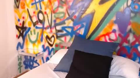 Melissa online show from April 2026 06:10:01 PM