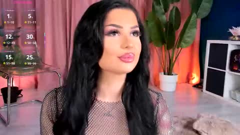 Jenny online show from October 2025 02:17:02 PM