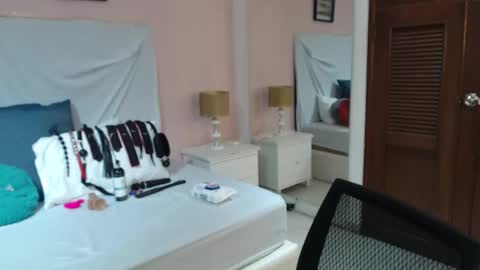 Kylie online show from November 2025 11:22:01 AM