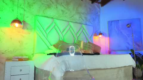 Snapshot of kylle_2050 chatting on November 2025 11:27:02 AM Kyle online show from November 2025 11:27:02 AM