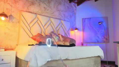 Snapshot of kylle_2050 chatting on December 2025 11:28:02 AM Kyle online show from December 2025 11:28:02 AM