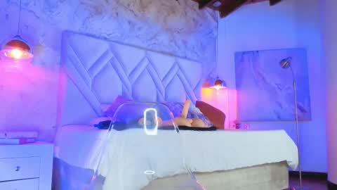 Snapshot of kylle_2050 chatting on December 2025 11:28:01 AM Kyle online show from December 2025 11:28:01 AM