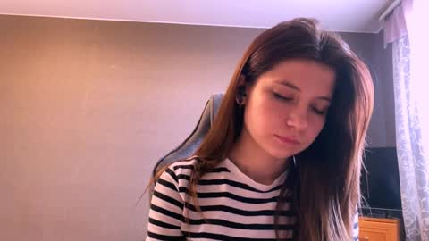 Kary online show from April 2026 02:25:01 PM