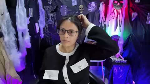 Kyomi online show from October 2025 01:56:02 PM