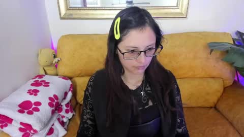 Snapshot of kyomi_chang chatting on June 2026 01:02:01 PM Kyomi online show from June 2026 01:02:01 PM