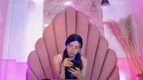 Snapshot of kyomi_hunt chatting on June 2026 05:02:02 AM kyomi_hunt online show from June 2026 05:02:02 AM