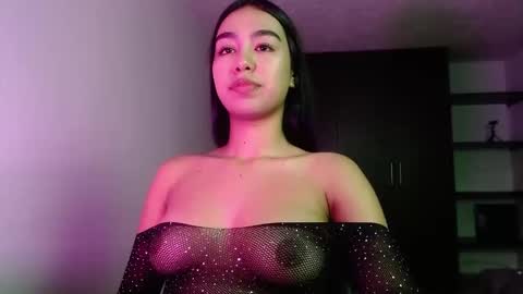 Kyra  online show from March 2026 01:28:01 PM