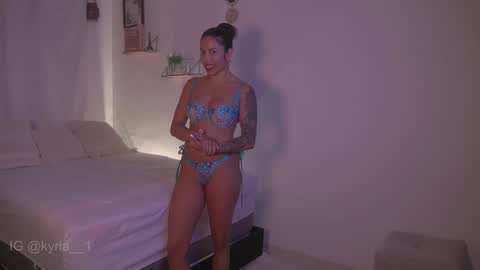 schedule 300 pm - 1100pm colombia time online show from February 2025 04:16:02 AM