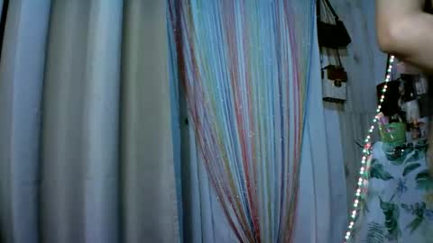 kyutshyne online show from February 2025 06:38:01 PM