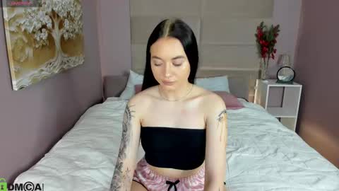 lilia online show from February 2026 09:08:02 AM