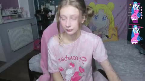 Sara online show from October 2025 01:07:01 PM