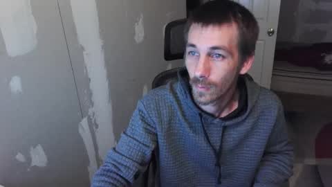 l1v1nth3dr3am online show from September 2025 02:57:01 AM