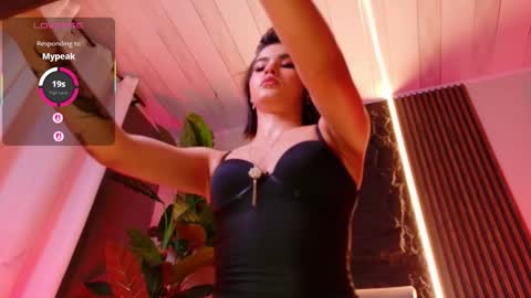 Snapshot of la_diabla_111_ chatting on September 2025 07:47:02 PM Karime online show from September 2025 07:47:02 PM