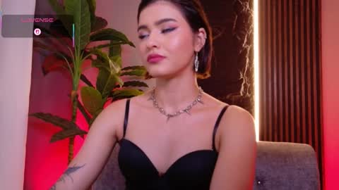 Snapshot of la_diabla_111_ chatting on October 2025 07:00:01 PM Karime online show from October 2025 07:00:01 PM