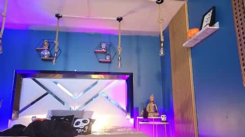 Snapshot of laady_brownn chatting on October 2025 12:22:02 PM Cris online show from October 2025 12:22:02 PM