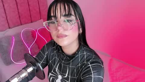 Snapshot of laana_foxx chatting on May 2026 10:51:01 PM lana foxx Model independient online show from May 2026 10:51:01 PM