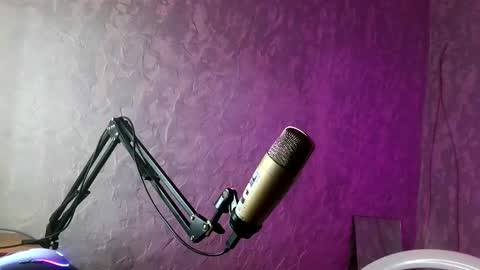 Marco online show from March 2025 04:27:02 AM