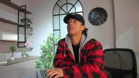 labrinthteasing online show from December 2025 12:54:01 PM