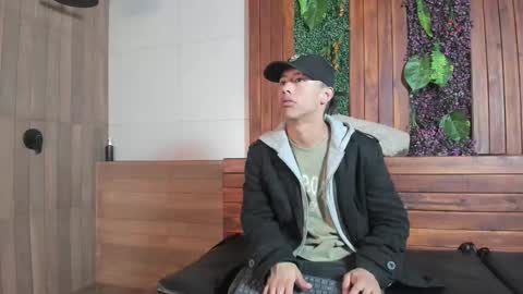 labrinthteasing online show from March 2026 12:13:01 PM