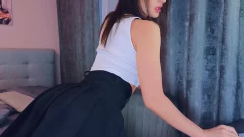 Kristina online show from November 2025 10:59:01 AM