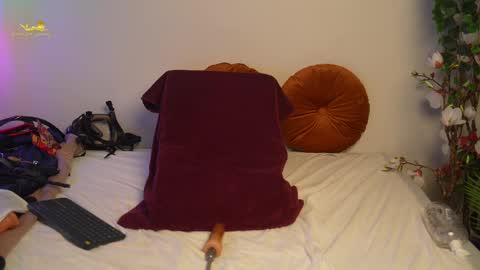 Latex Lacie online show from March 2025 05:56:01 PM