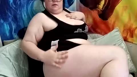 lacy_deville online show from April 2026 04:01:01 PM