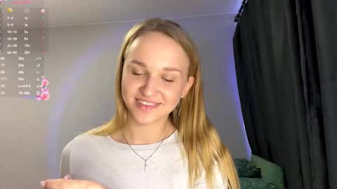 Snapshot of ladawndepippo chatting on September 2025 11:25:01 AM Sofia online show from September 2025 11:25:01 AM