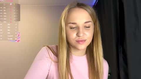 Snapshot of ladawndepippo chatting on October 2025 10:34:02 AM Sofia online show from October 2025 10:34:02 AM