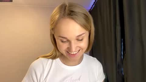 Snapshot of ladawndepippo chatting on October 2025 10:02:01 AM Sofia online show from October 2025 10:02:01 AM