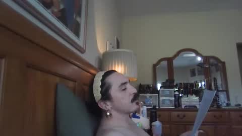 ladikanana_ online show from December 2025 05:54:02 PM