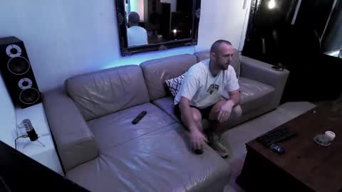 Hectic online show from December 2024 08:02:01 PM