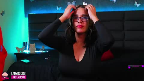 Kathie  Dicky    online show from December 2024 02:43:02 AM