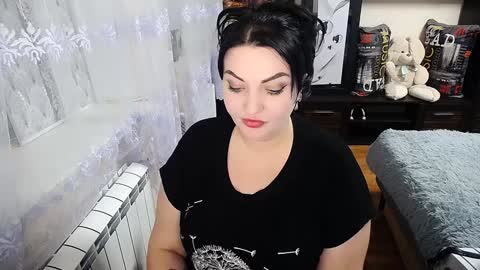 lady_boom_ online show from February 2025 07:49:01 PM